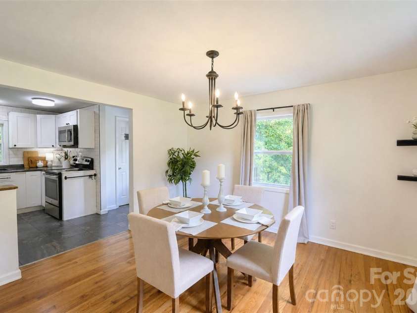 317 Balsam Drive, Waynesville, NC 28786.  MLS# CAR4405537, YatesRealty ID 47637. 