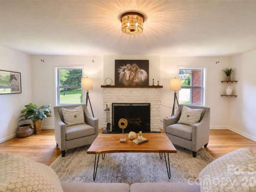 317 Balsam Drive, Waynesville, NC 28786.  MLS# CAR4405537, YatesRealty ID 47637. 
