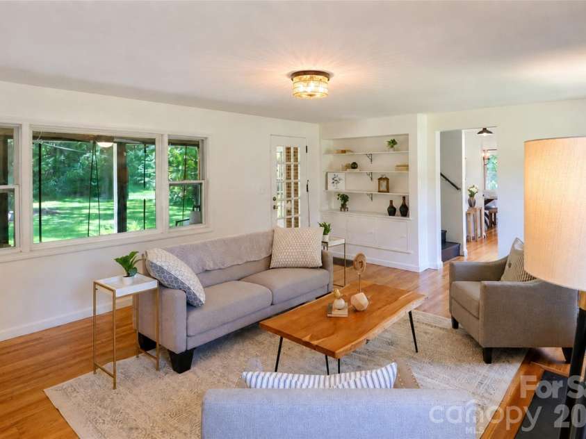 317 Balsam Drive, Waynesville, NC 28786.  MLS# CAR4405537, YatesRealty ID 47637. 
