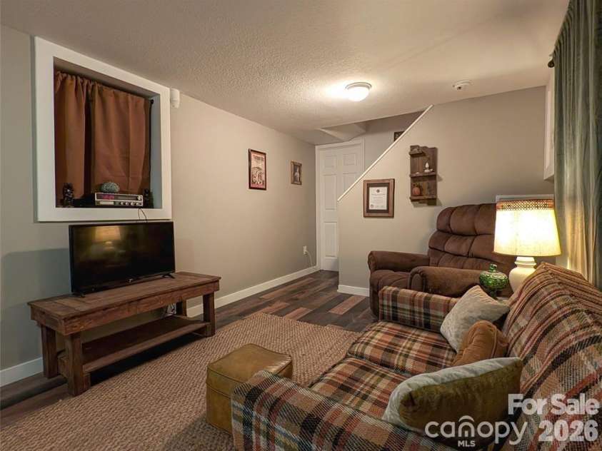 317 Balsam Drive, Waynesville, NC 28786.  MLS# CAR4405537, YatesRealty ID 47637. 