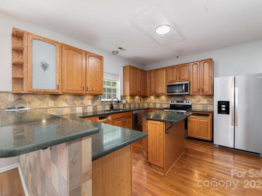 128 Comata Road, Mooresville, NC 28117.  MLS# CAR4320484, YatesRealty ID 4764. 