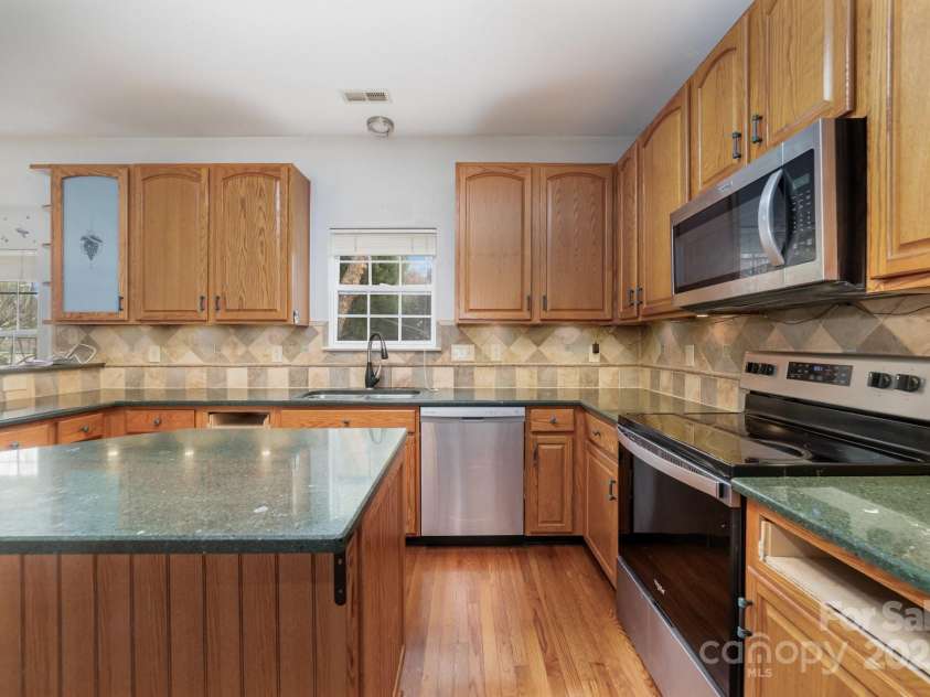 128 Comata Road, Mooresville, NC 28117.  MLS# CAR4320484, YatesRealty ID 4764. 