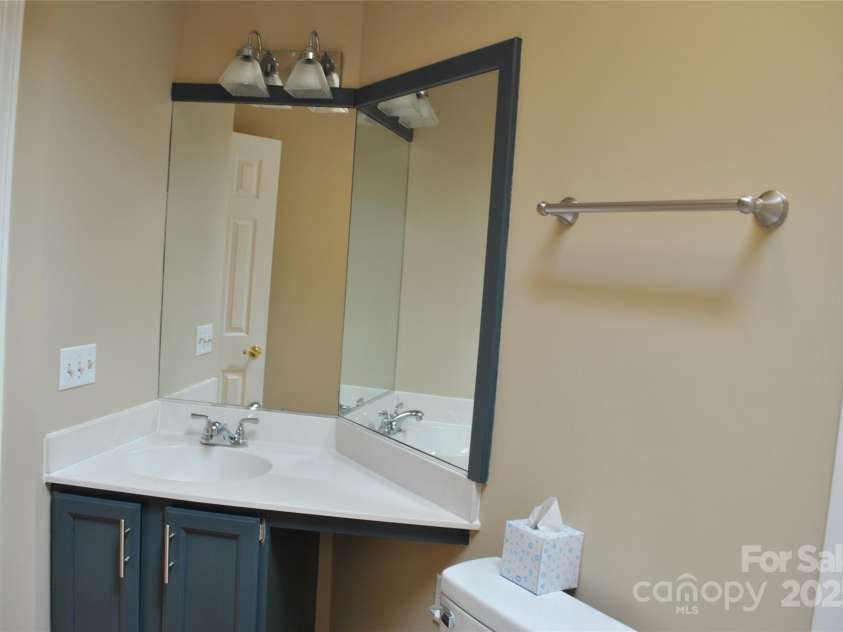 153 Ewbank Garden Drive, Hendersonville, NC 28791.  MLS# CAR4228838, YatesRealty ID 4764. 2nd BA