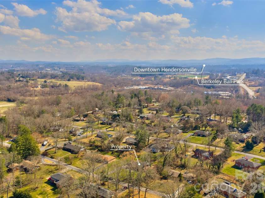 3123 Cheryl Drive, Hendersonville, NC 28792.  MLS# CAR4355756, YatesRealty ID 4764. 