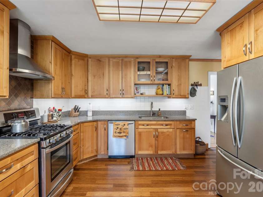 3123 Cheryl Drive, Hendersonville, NC 28792.  MLS# CAR4355756, YatesRealty ID 4764. 
