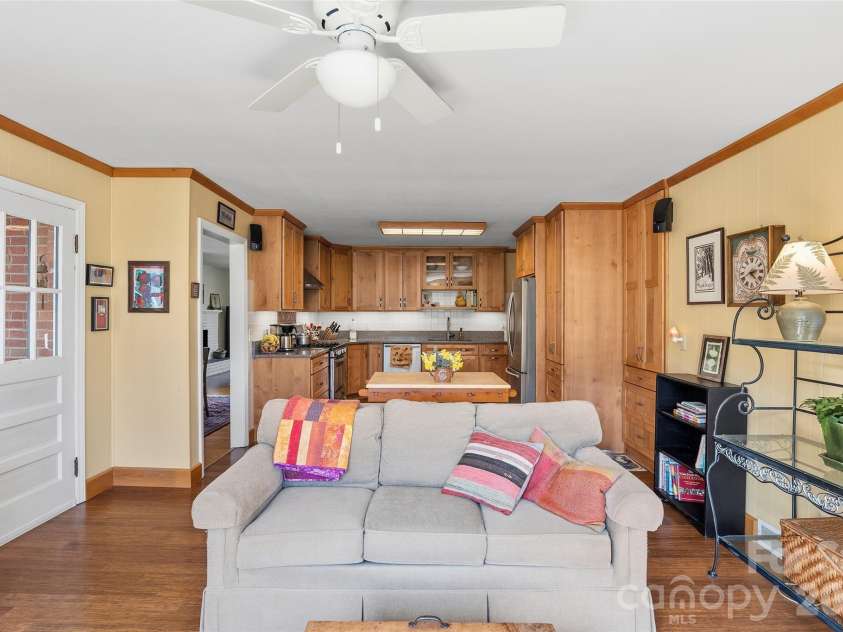 3123 Cheryl Drive, Hendersonville, NC 28792.  MLS# CAR4355756, YatesRealty ID 4764. 