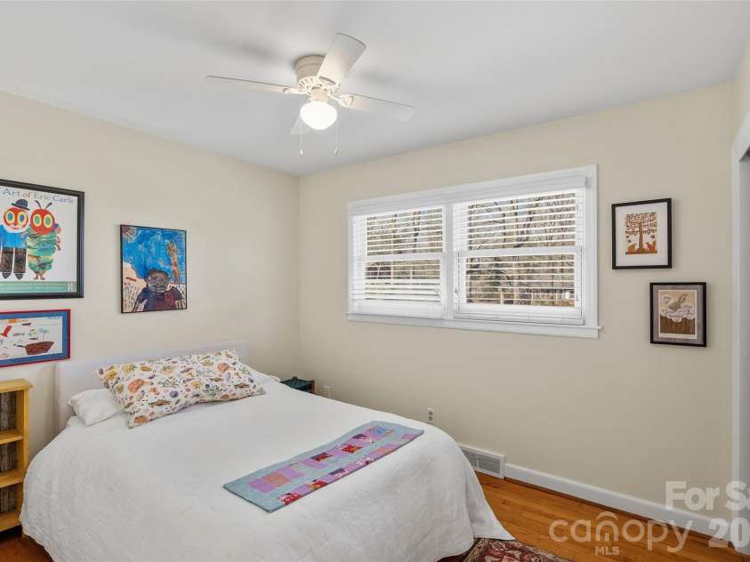 3123 Cheryl Drive, Hendersonville, NC 28792.  MLS# CAR4355756, YatesRealty ID 4764. 