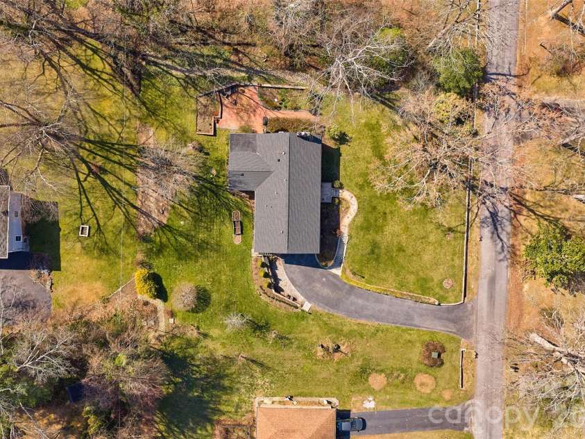 3123 Cheryl Drive, Hendersonville, NC 28792.  MLS# CAR4355756, YatesRealty ID 4764. 