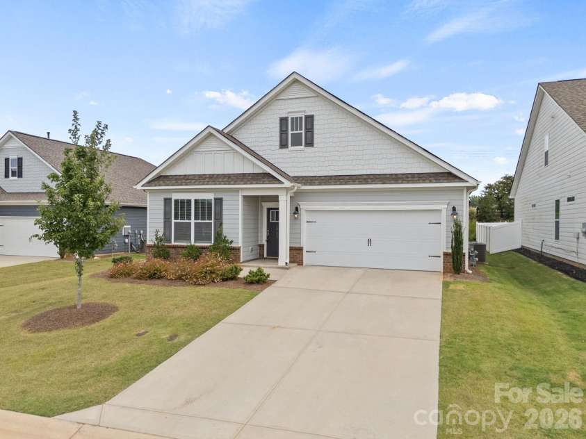 1723 Wabash Place, Boiling Springs, SC 29316.  MLS# CAR4419088, YatesRealty ID 47642. 