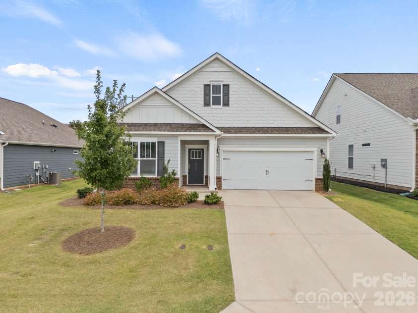 1723 Wabash Place, Boiling Springs, SC 29316.  MLS# CAR4419088, YatesRealty ID 47642. Front Elevation