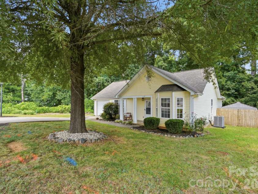 117 Sterling Terrace, Mooresville, NC 28115.  MLS# CAR4417920, YatesRealty ID 47643. 