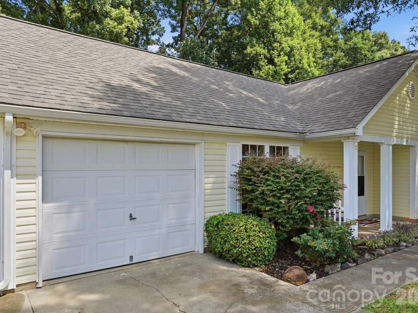 117 Sterling Terrace, Mooresville, NC 28115.  MLS# CAR4417920, YatesRealty ID 47643. 
