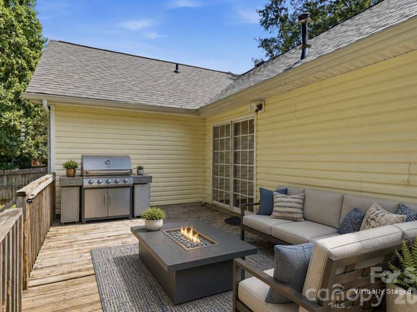117 Sterling Terrace, Mooresville, NC 28115.  MLS# CAR4417920, YatesRealty ID 47643. 