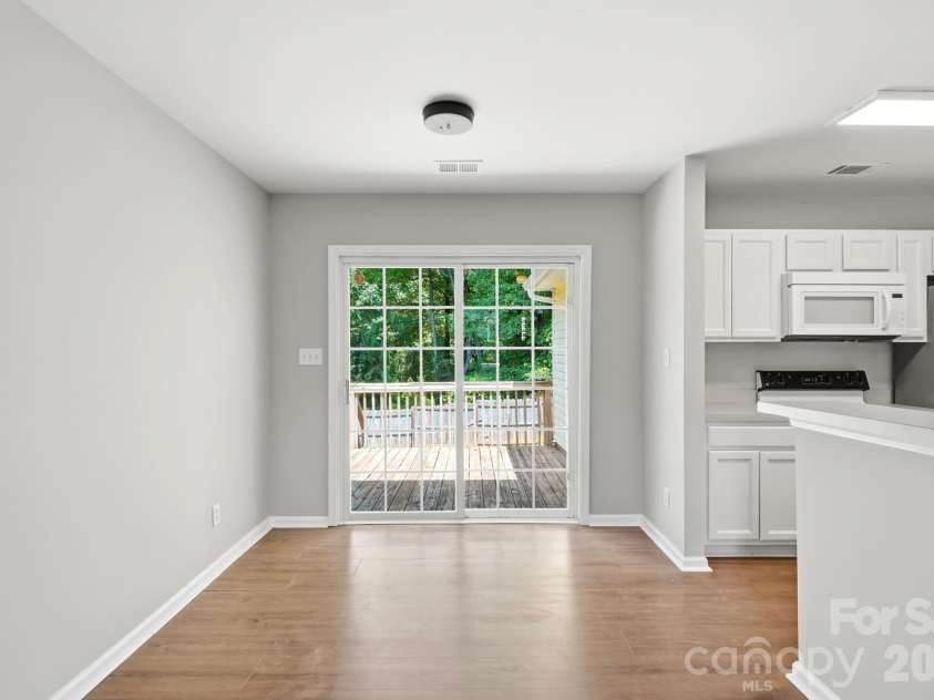 117 Sterling Terrace, Mooresville, NC 28115.  MLS# CAR4417920, YatesRealty ID 47643. Dining Area