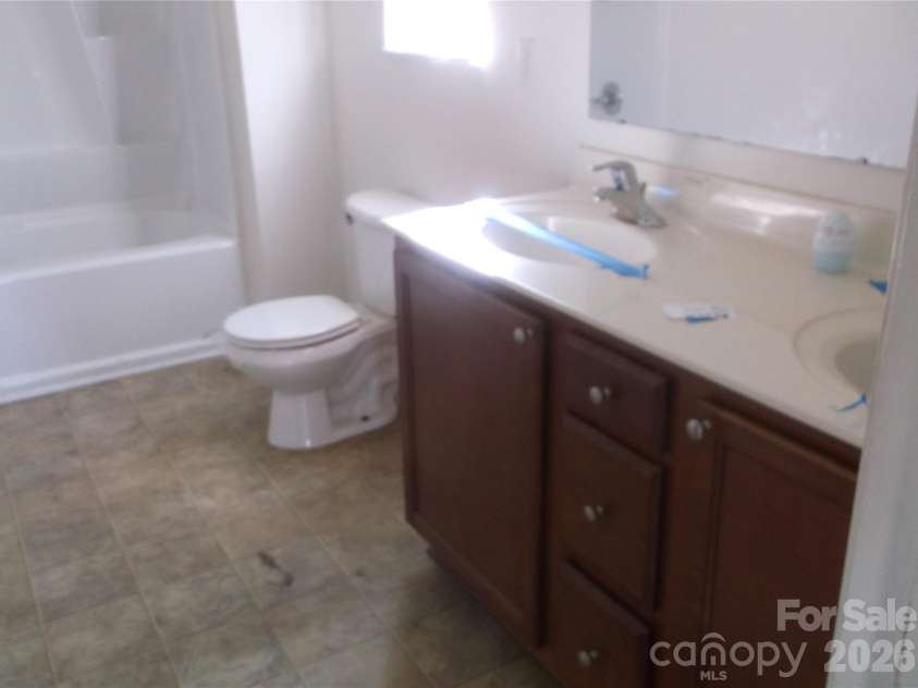 404 Smokehouse Lane, Albemarle, NC 28001.  MLS# CAR4419470, YatesRealty ID 47645. 