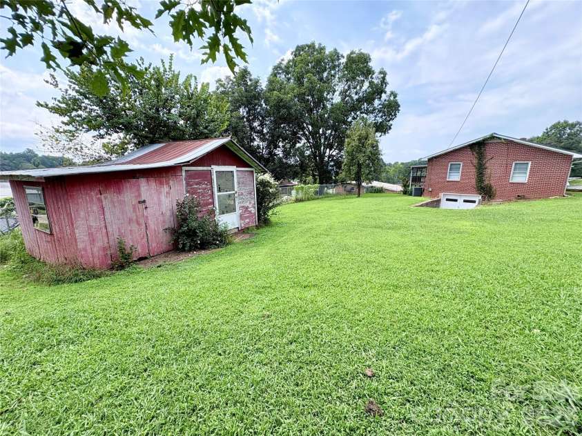 30 Cypress Road, Marion, NC 28752.  MLS# CAR4415615, YatesRealty ID 47647. 