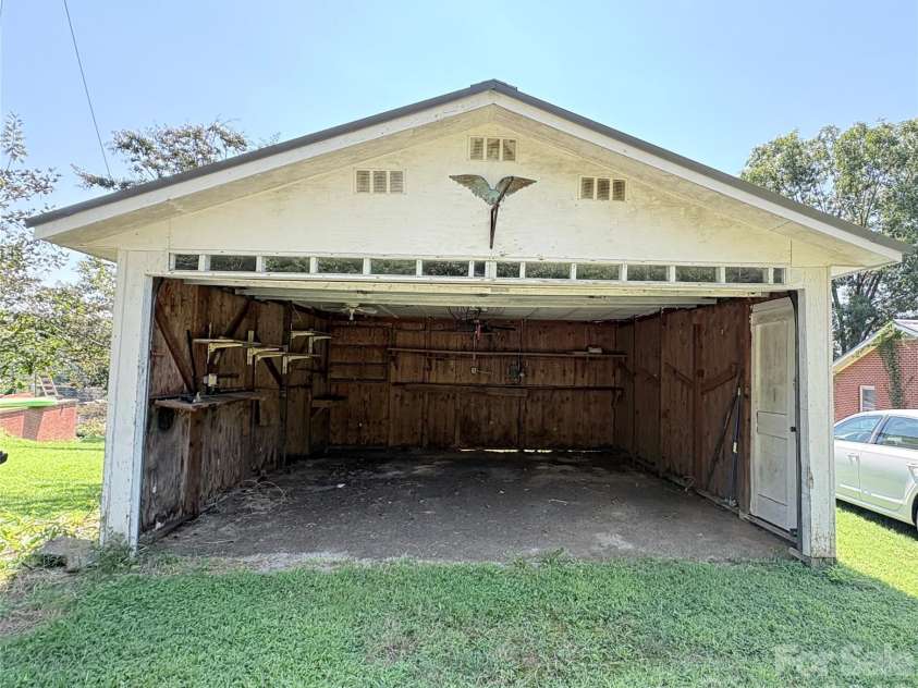 30 Cypress Road, Marion, NC 28752.  MLS# CAR4415615, YatesRealty ID 47647. Garage