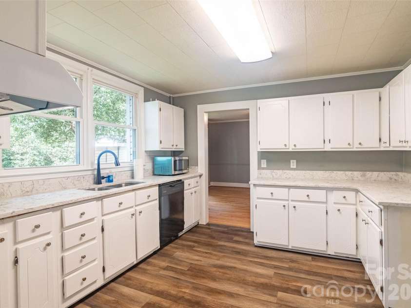 141 Edwards Street, Rutherfordton, NC 28139.  MLS# CAR4419457, YatesRealty ID 47648. 
