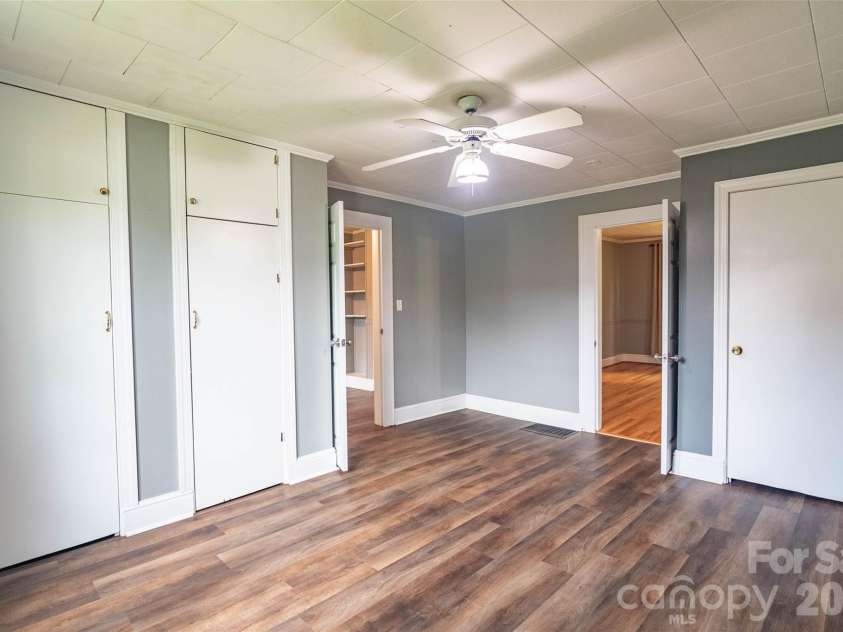 141 Edwards Street, Rutherfordton, NC 28139.  MLS# CAR4419457, YatesRealty ID 47648. 