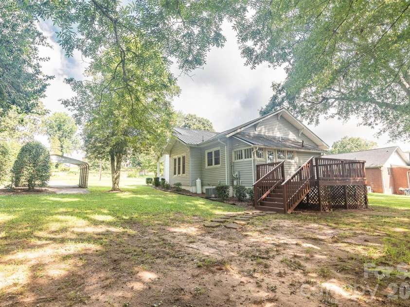 141 Edwards Street, Rutherfordton, NC 28139.  MLS# CAR4419457, YatesRealty ID 47648. 