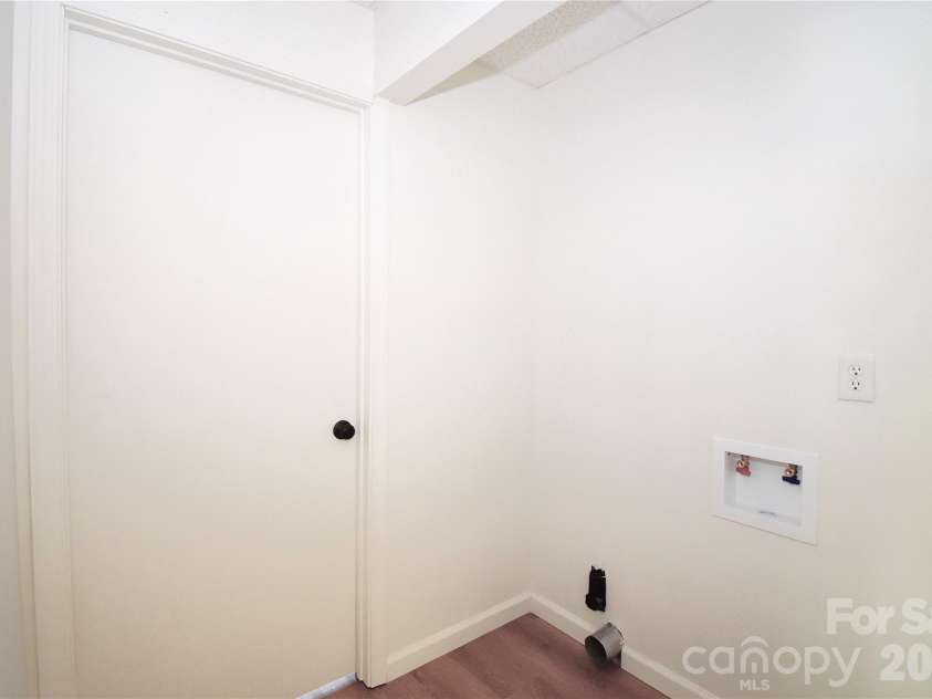 19 Ridge Place, Arden, NC 28704.  MLS# CAR4418329, YatesRealty ID 47649. 
