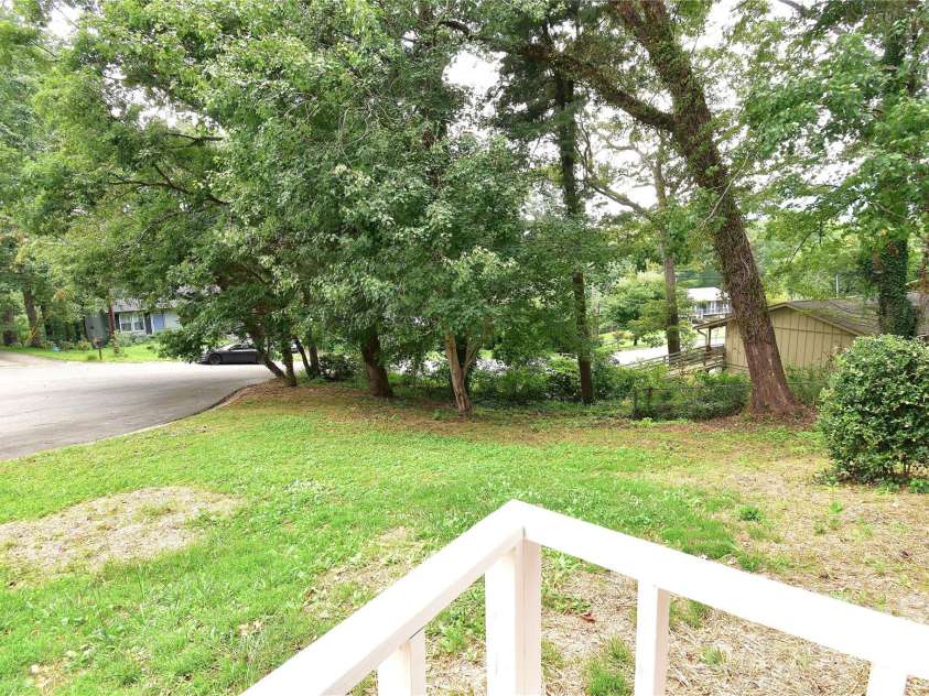 19 Ridge Place, Arden, NC 28704.  MLS# CAR4418329, YatesRealty ID 47649. 