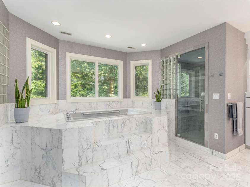 341 Racquet Club Road, Asheville, NC 28803.  MLS# CAR4254821, YatesRealty ID 4765. 