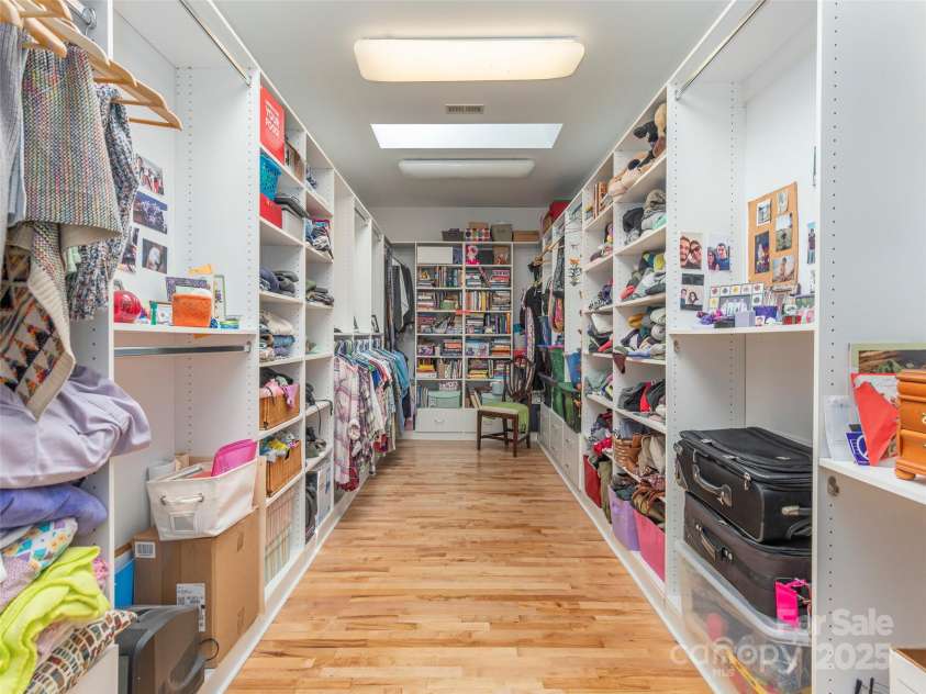 341 Racquet Club Road, Asheville, NC 28803.  MLS# CAR4254821, YatesRealty ID 4765. 