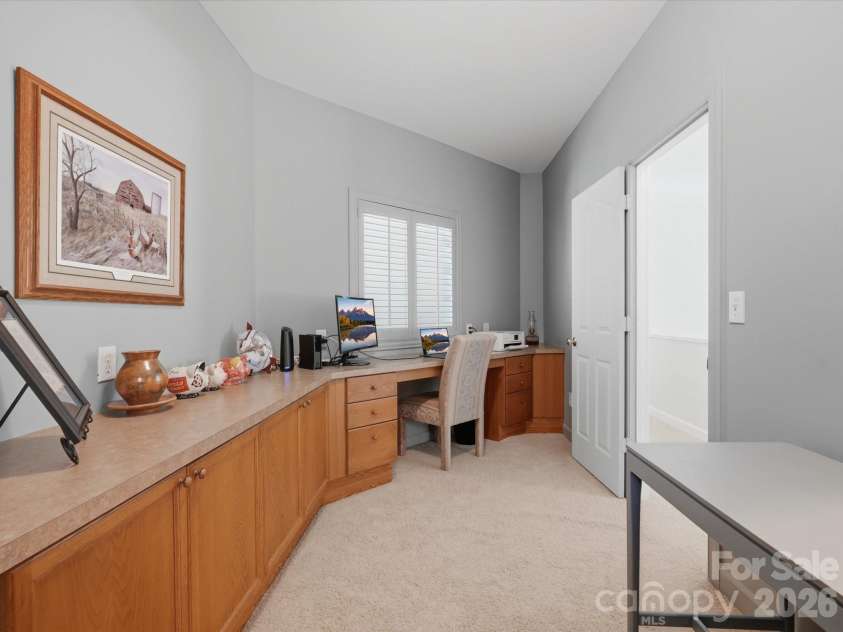3427 Twelve Oaks Place, Charlotte, NC 28270.  MLS# CAR4418962, YatesRealty ID 47651. Office space has great storage