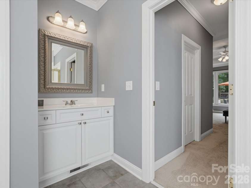 3427 Twelve Oaks Place, Charlotte, NC 28270.  MLS# CAR4418962, YatesRealty ID 47651. Separate vanity for each owner