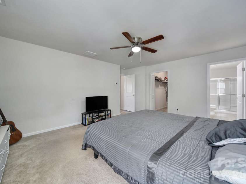 1611 Hooper Court, Charlotte, NC 28212.  MLS# CAR4418892, YatesRealty ID 47653. 