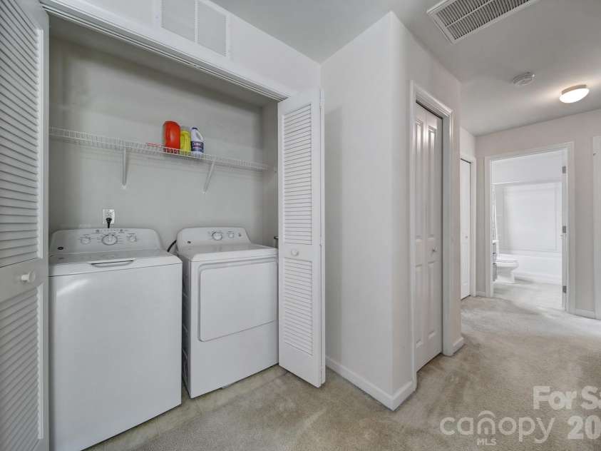 1611 Hooper Court, Charlotte, NC 28212.  MLS# CAR4418892, YatesRealty ID 47653. 