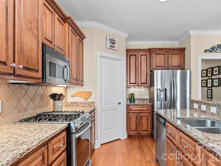 203 Allenton Ferry Drive, New London, NC 28127.  MLS# CAR4419406, YatesRealty ID 47654. 