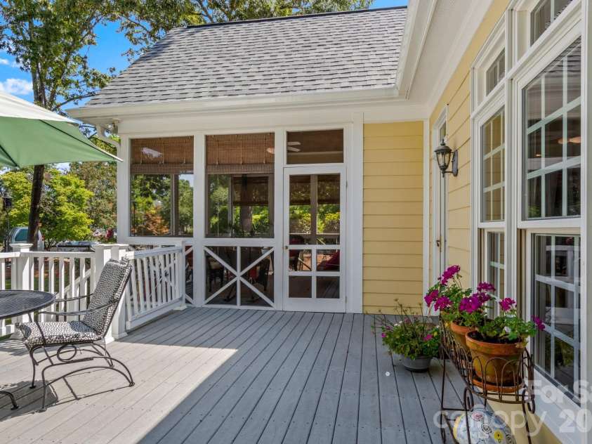 203 Allenton Ferry Drive, New London, NC 28127.  MLS# CAR4419406, YatesRealty ID 47654. 