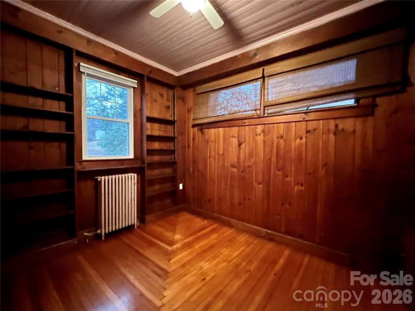 130 Edwin Place, Asheville, NC 28801.  MLS# CAR4418840, YatesRealty ID 47655. Apt#1 BR
