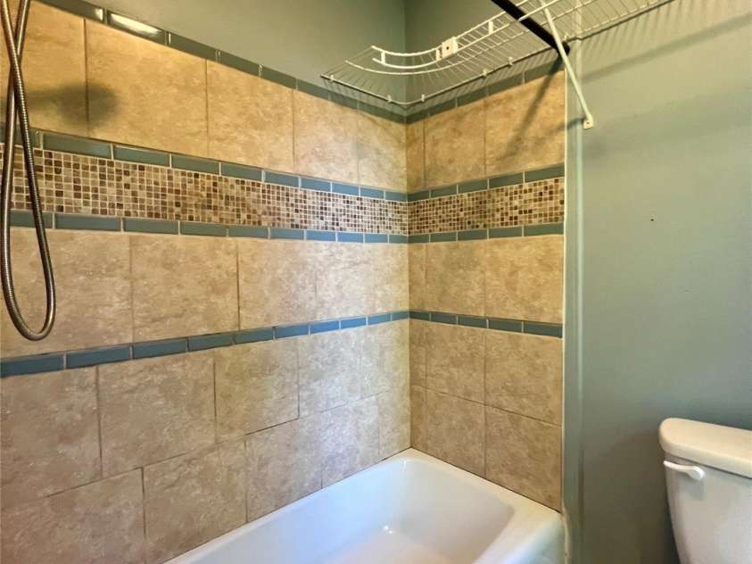 130 Edwin Place, Asheville, NC 28801.  MLS# CAR4418840, YatesRealty ID 47655. Apt#3