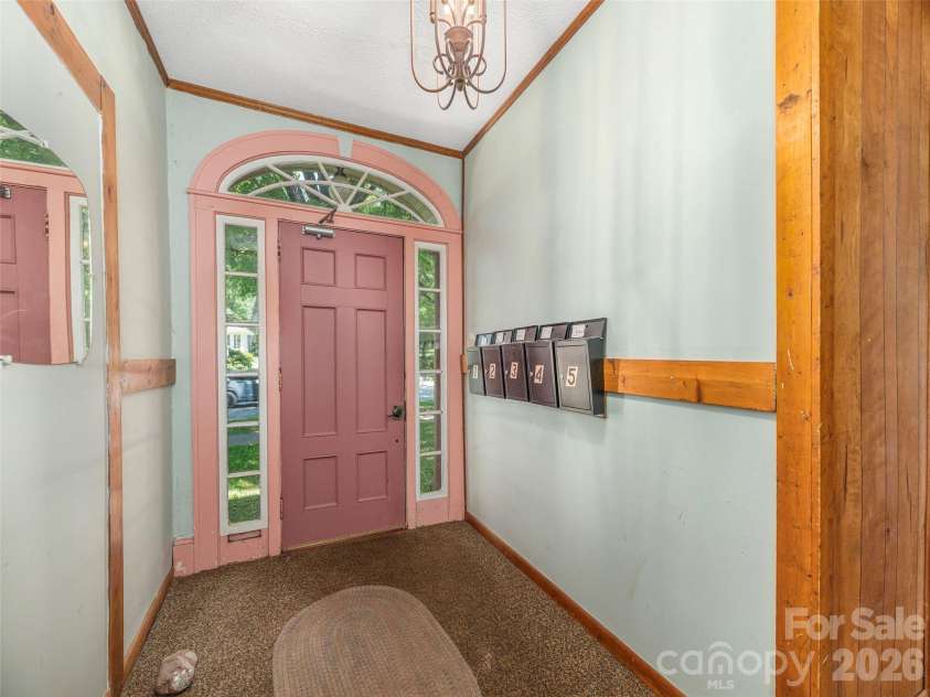 130 Edwin Place, Asheville, NC 28801.  MLS# CAR4418840, YatesRealty ID 47655. Entry Foyer