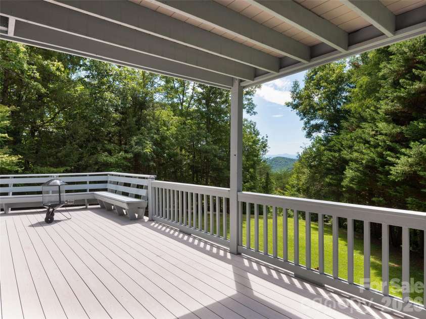 225 Long Branch Road, Swannanoa, NC 28778.  MLS# CAR4419475, YatesRealty ID 47656. 