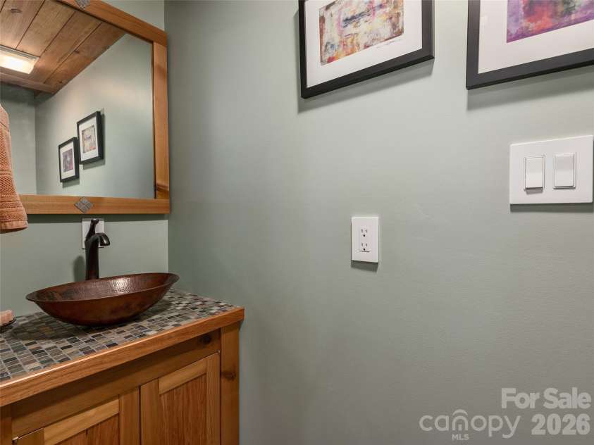 225 Long Branch Road, Swannanoa, NC 28778.  MLS# CAR4419475, YatesRealty ID 47656. 