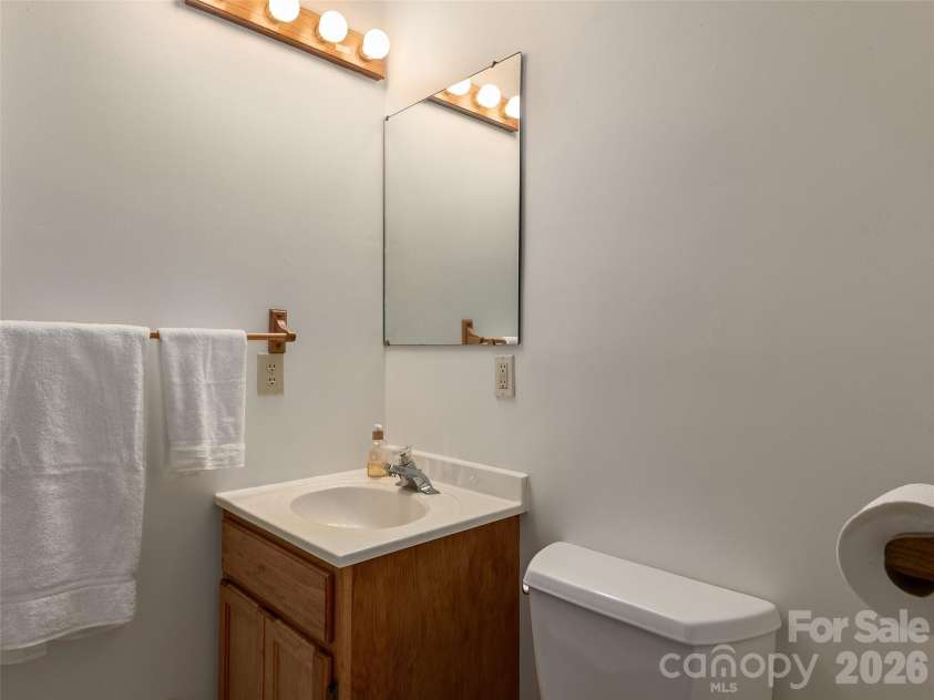 225 Long Branch Road, Swannanoa, NC 28778.  MLS# CAR4419475, YatesRealty ID 47656. 