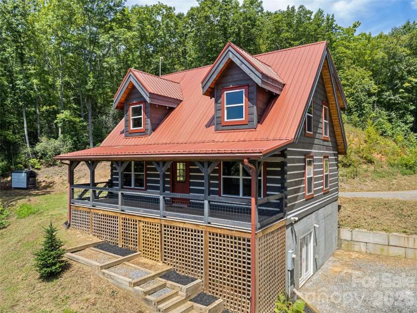 785 Orion Davis Road, Waynesville, NC 28786.  MLS# CAR4419461, YatesRealty ID 47657. 