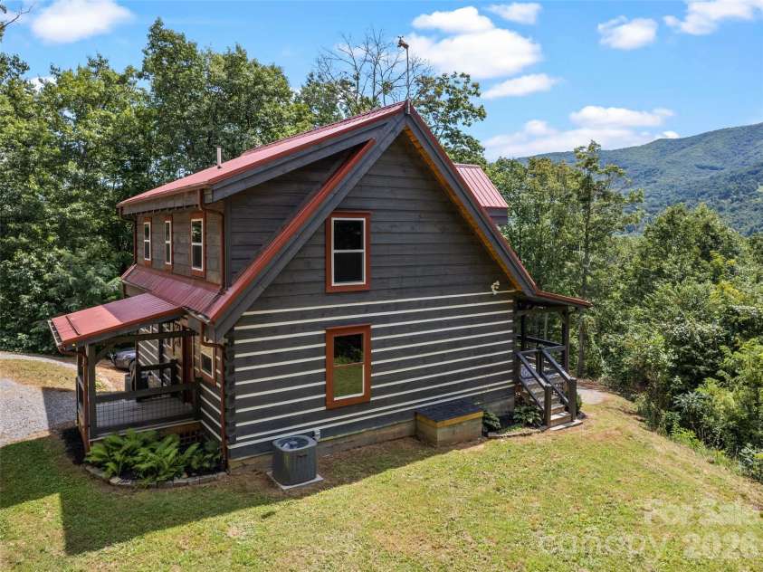 785 Orion Davis Road, Waynesville, NC 28786.  MLS# CAR4419461, YatesRealty ID 47657. 