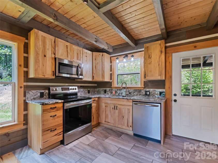 785 Orion Davis Road, Waynesville, NC 28786.  MLS# CAR4419461, YatesRealty ID 47657. 