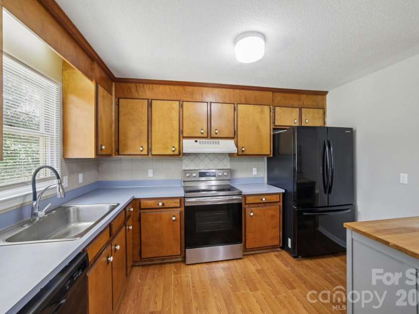282 Honeycutt Drive, Concord, NC 28025.  MLS# CAR4419488, YatesRealty ID 47659. 