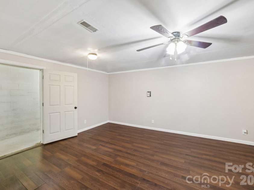 282 Honeycutt Drive, Concord, NC 28025.  MLS# CAR4419488, YatesRealty ID 47659. 