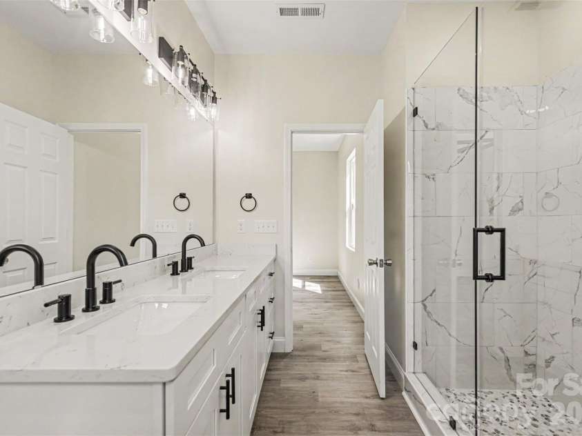 2005 Overhill Drive, Monroe, NC 28110.  MLS# CAR4416161, YatesRealty ID 47661. Primary Bathroom