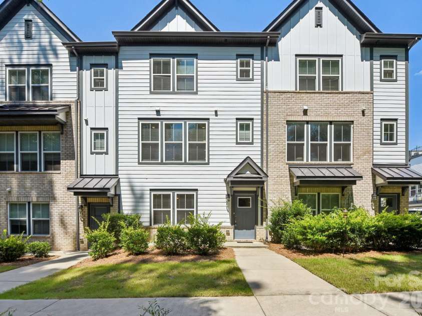 13116 Simoneaux Lane, Charlotte, NC 28277.  MLS# CAR4413421, YatesRealty ID 47662. 