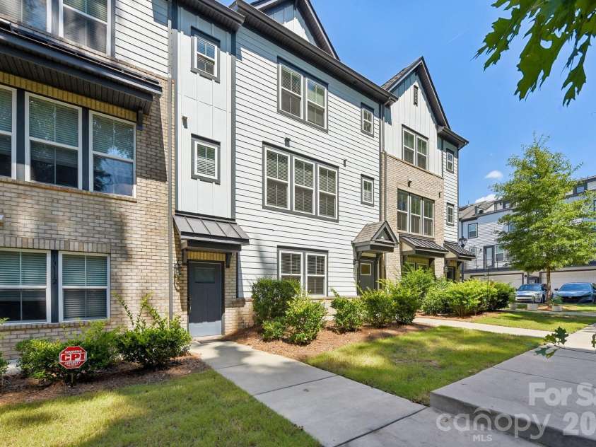 13116 Simoneaux Lane, Charlotte, NC 28277.  MLS# CAR4413421, YatesRealty ID 47662. 