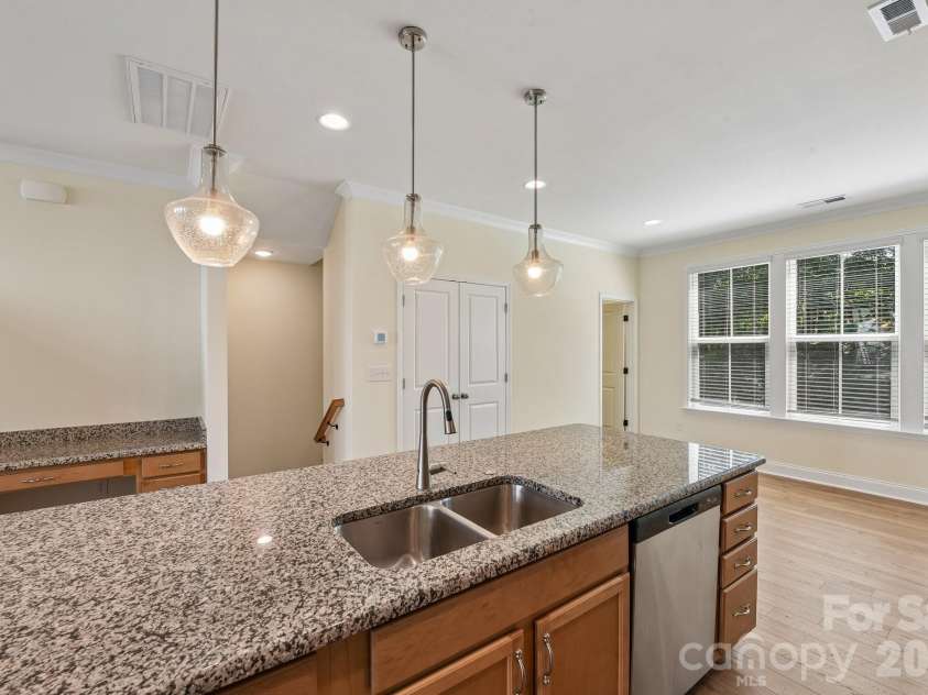 13116 Simoneaux Lane, Charlotte, NC 28277.  MLS# CAR4413421, YatesRealty ID 47662. 