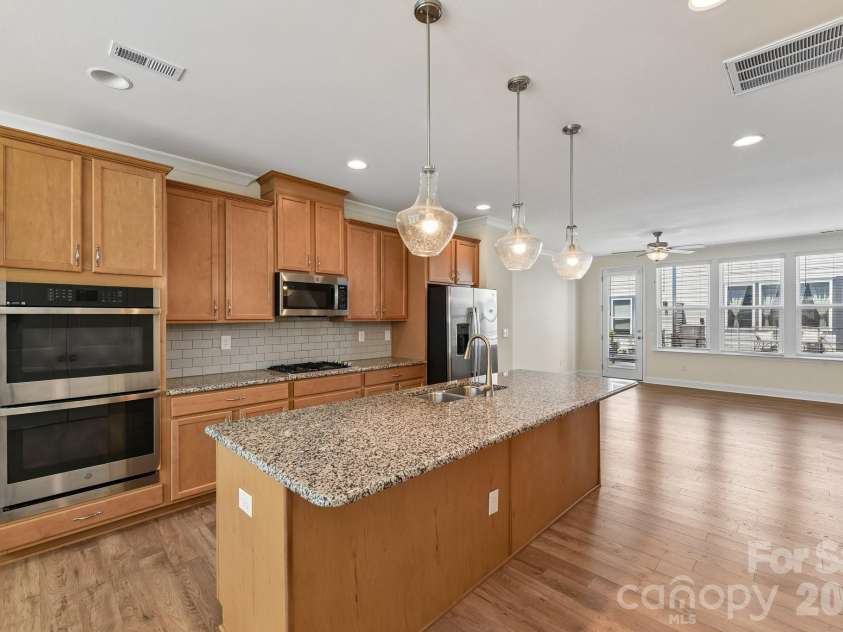 13116 Simoneaux Lane, Charlotte, NC 28277.  MLS# CAR4413421, YatesRealty ID 47662. 